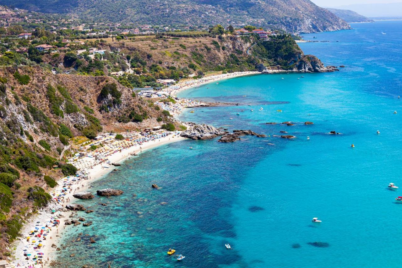 Cichello Apartments Capo Vaticano Buitenkant foto