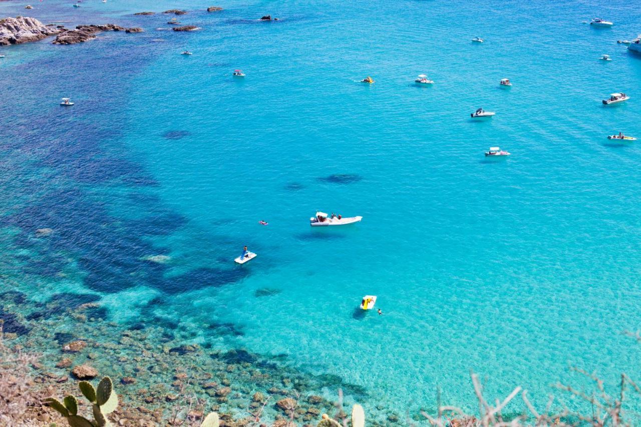 Cichello Apartments Capo Vaticano Buitenkant foto