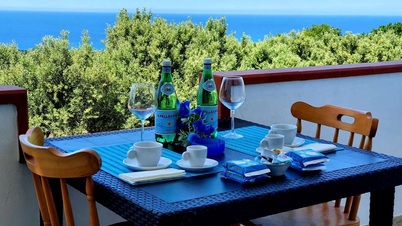 Cichello Apartments Capo Vaticano Buitenkant foto